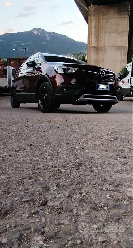 Usata 2018 Opel Crossland X S SUV | 9800 € (Buon prezzo) - Immagine 1/4