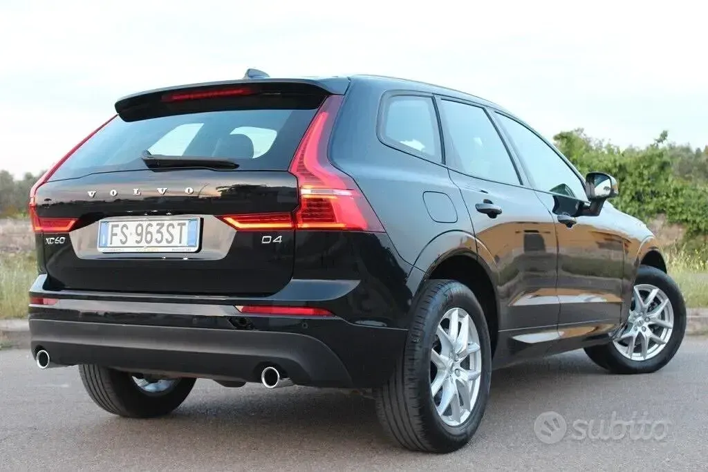 Usata Volvo XC60 190 CV (139 kW) 2018 Nero SUV