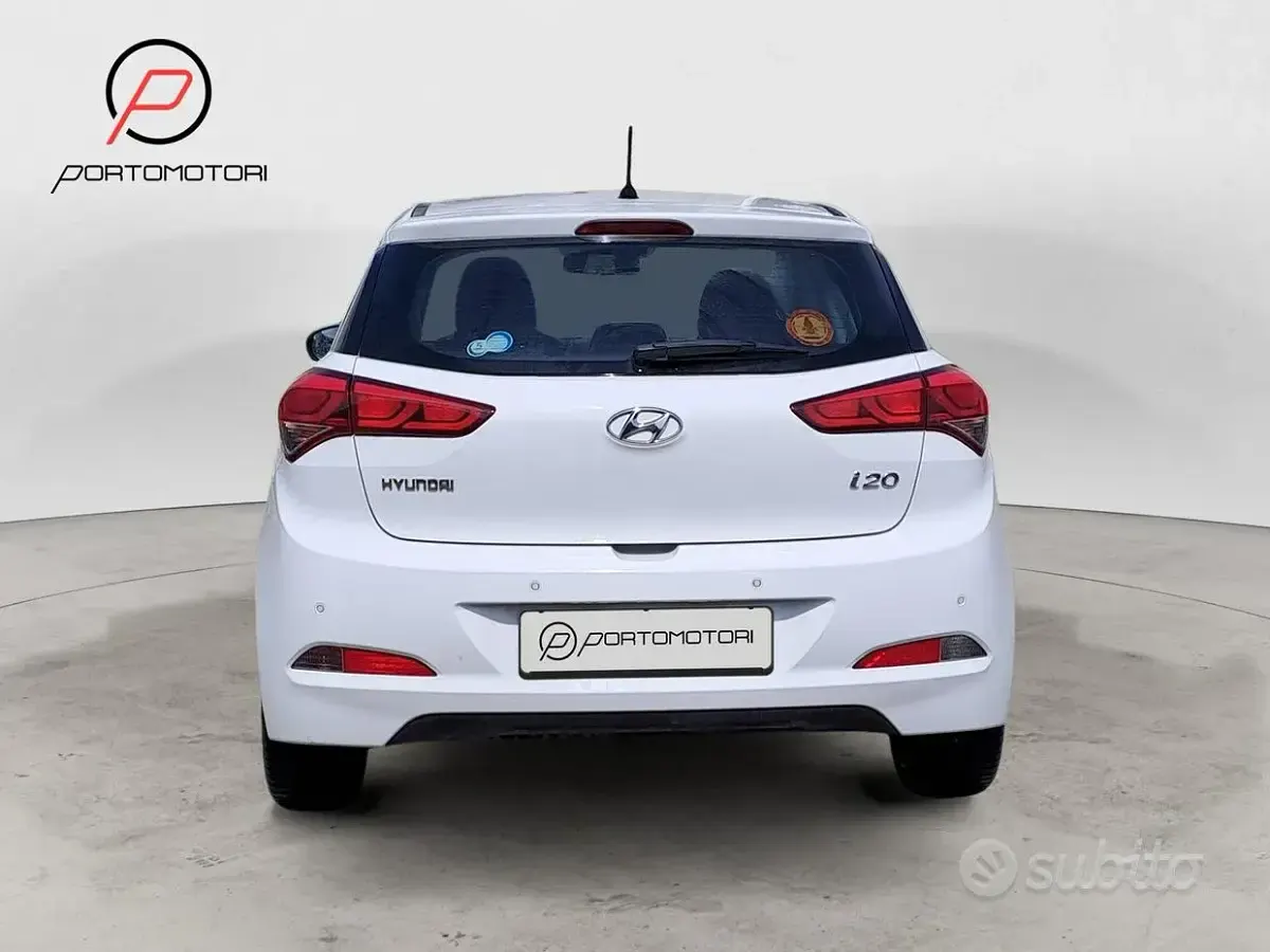 Brugt Hyundai i20 84 HK (61 kW) 2017 Hvid Sedan