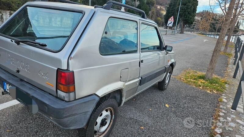 Usata Fiat Panda 54 CV (39 kW) 2003 Grigio Utilitaria