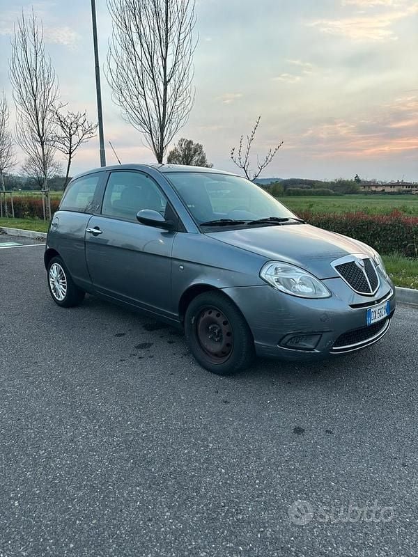 Usata Lancia Ypsilon 2010 Utilitaria
