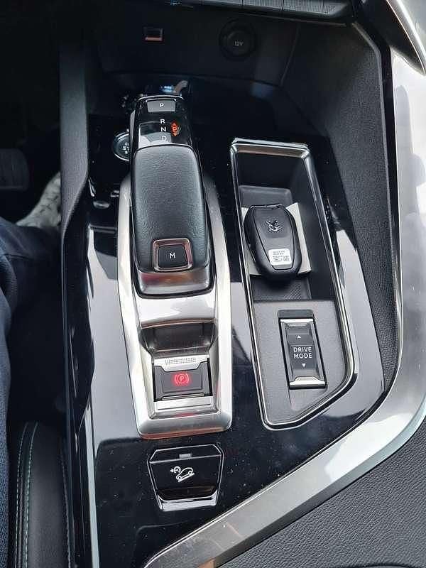 Usata Peugeot 3008 Allure 131 CV (96 kW) 2022 Grigio SUV