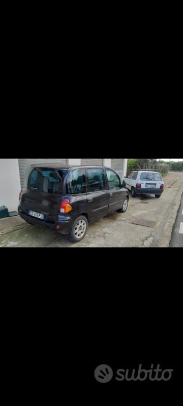 Usata 2002 Fiat Multipla Monovolume | 1500 € (Buon prezzo) - Immagine 1/3