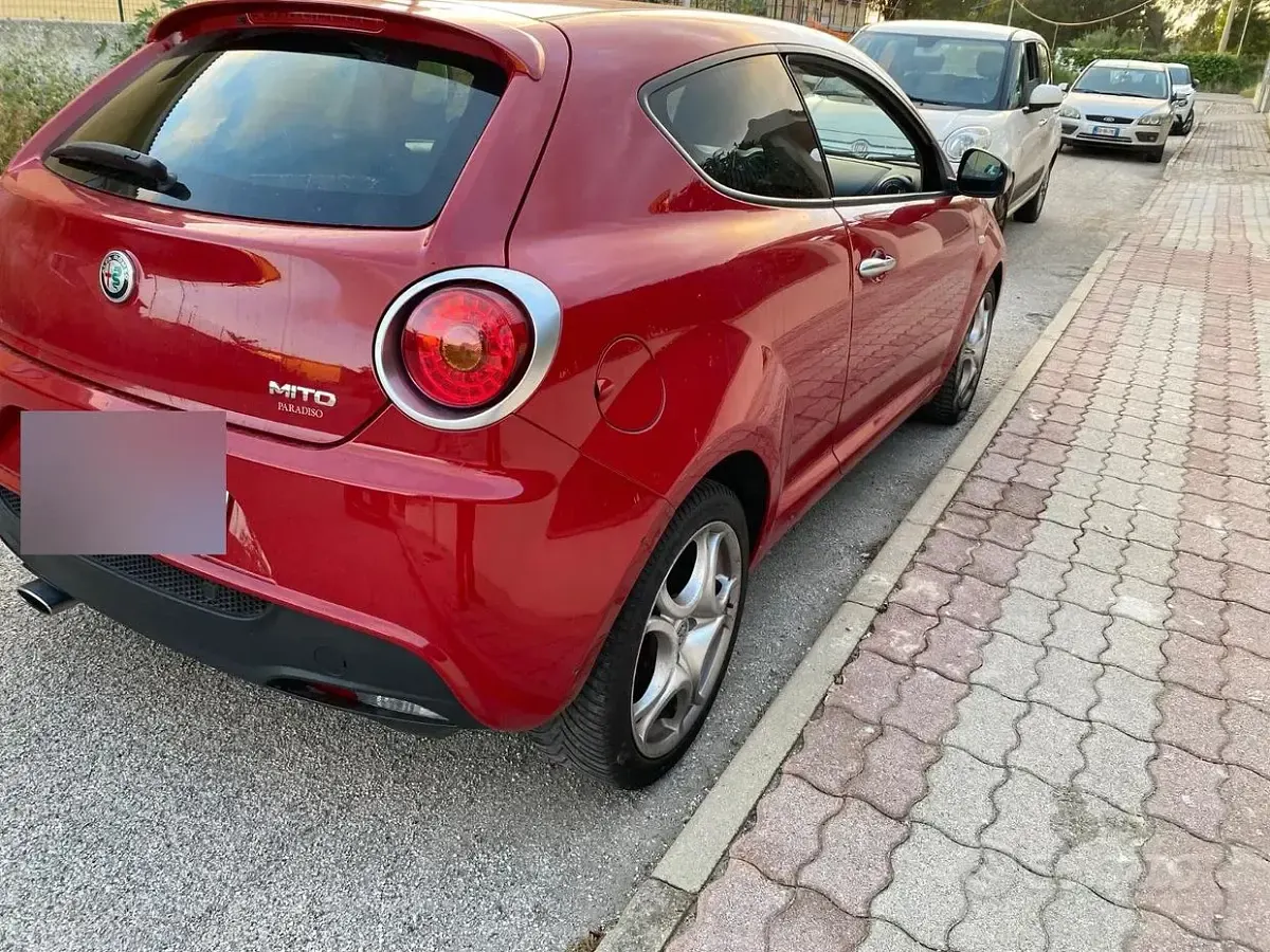 Usata Alfa Romeo MiTo 95 CV (69 kW) 2018 Rosso Utilitaria