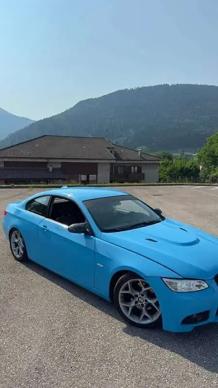 Usata BMW 320 M Sport 177 CV (130 kW) 2009 Blu/azzurro Coupé