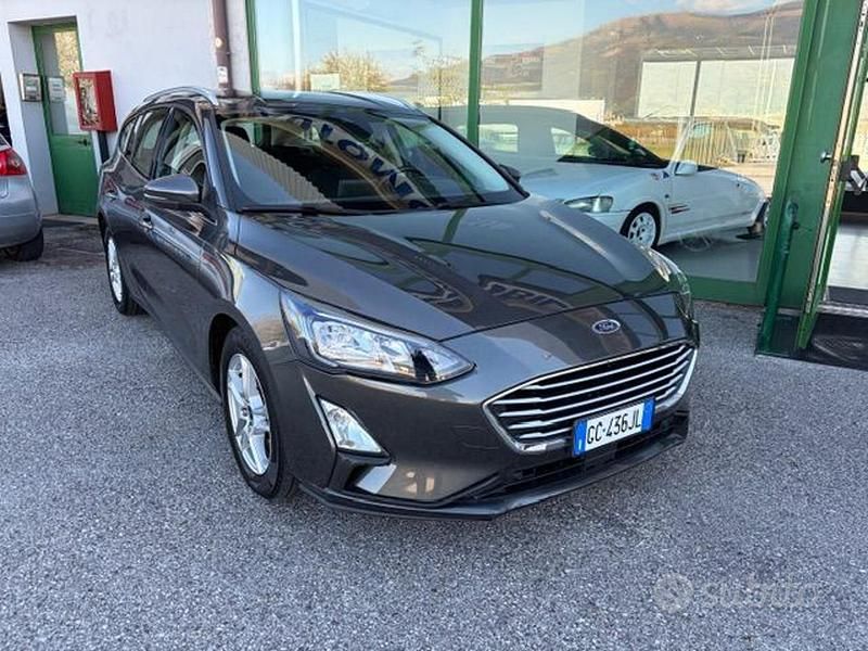 Grigio scuro Usata 2020 Ford Focus Business Edition Tre volumi | 10.600 € (Ottimo prezzo) - Immagine 1/4