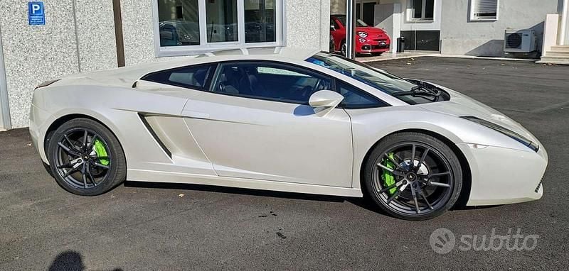 Usata Lamborghini Gallardo 519 CV (381 kW) 2006 Grigio Coupé