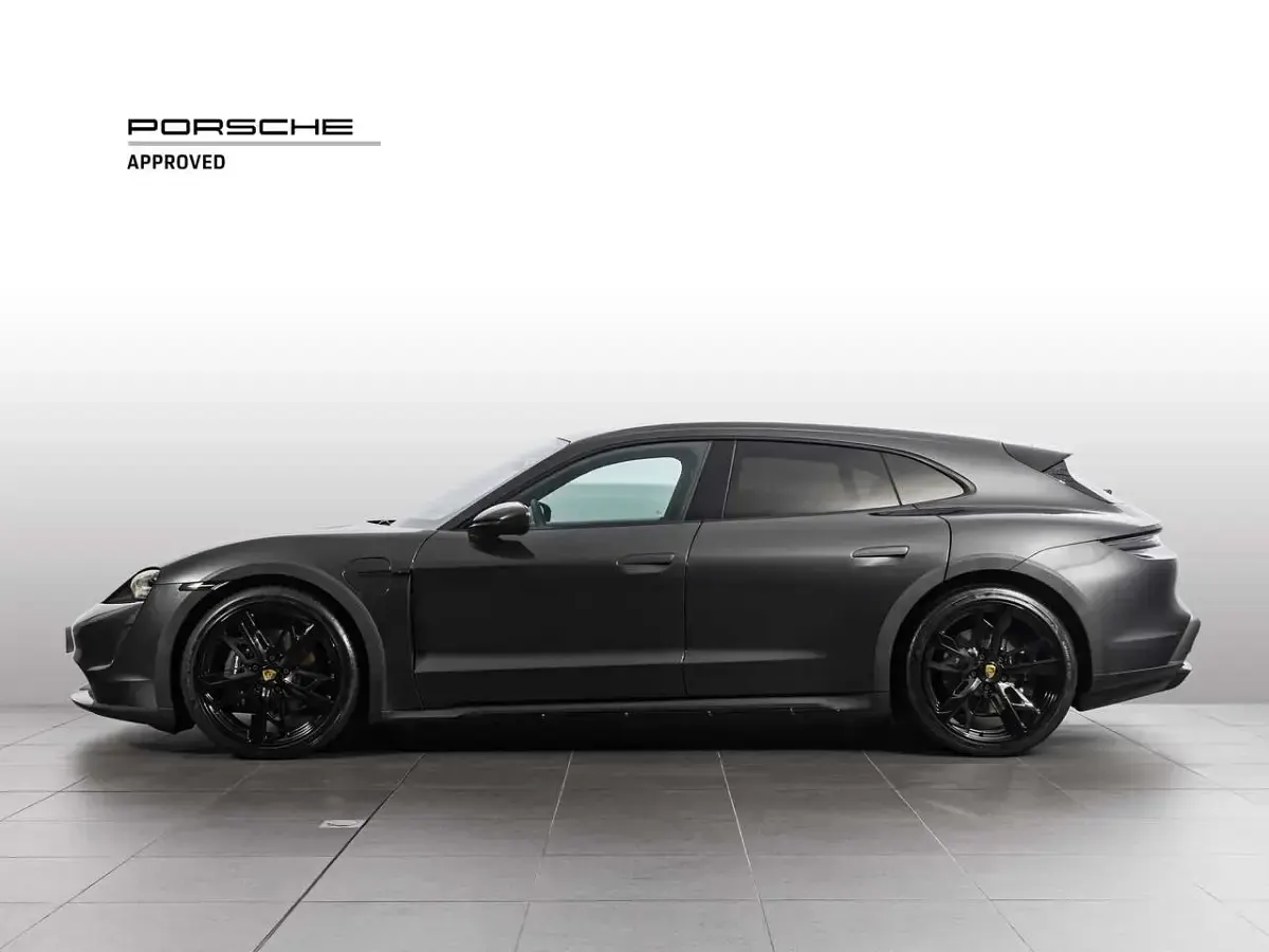 Usata Porsche Taycan Cross Turismo 350 kW (476 CV) 2023 Grigio Berlina
