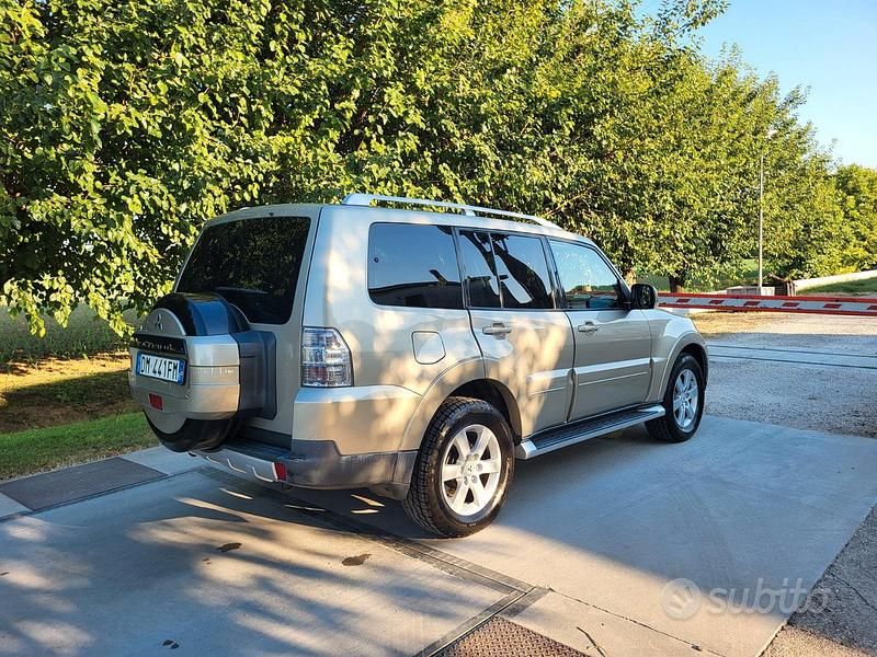 Usata Mitsubishi Pajero 2008 SUV