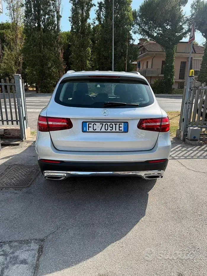 Usata Mercedes GLC250 Exclusive 204 CV (150 kW) 2016 Grigio SUV