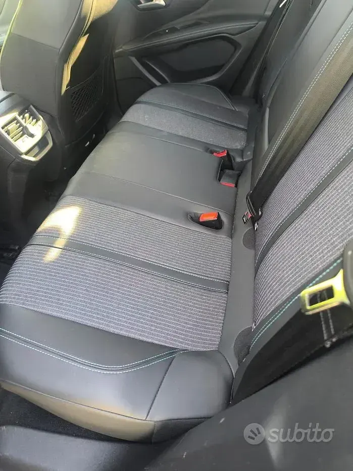 Usata Peugeot 3008 Allure 131 CV (96 kW) 2021 Grigio SUV