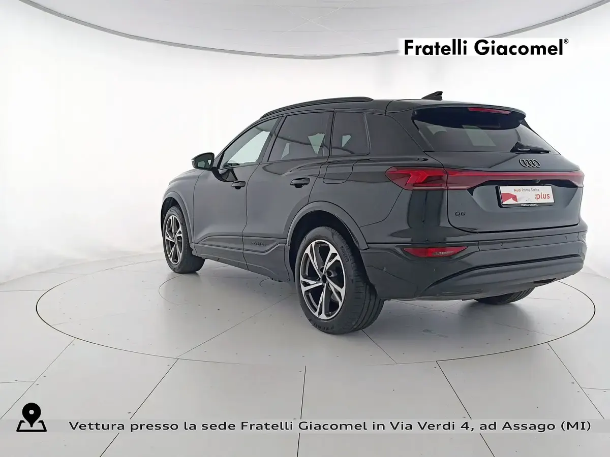 Usata Audi Q6 e-tron Advanced Plus 239 kW (326 CV) 2025 Nero mito metallizzato SUV