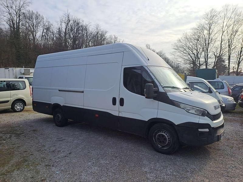 Usata Iveco Daily 145 CV (106 kW) 2015 Other Furgone