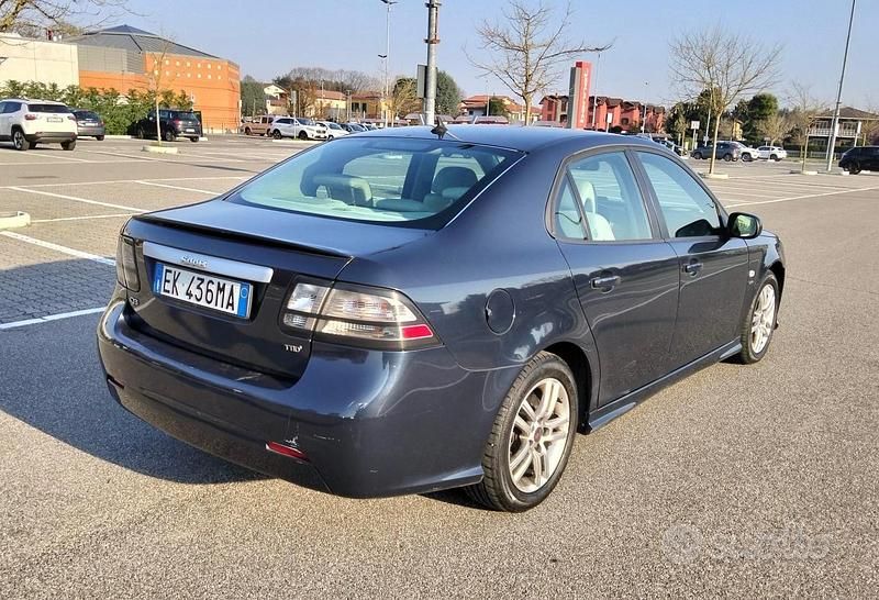Usata Saab 9-3 131 CV (96 kW) 2012 Blu Berlina