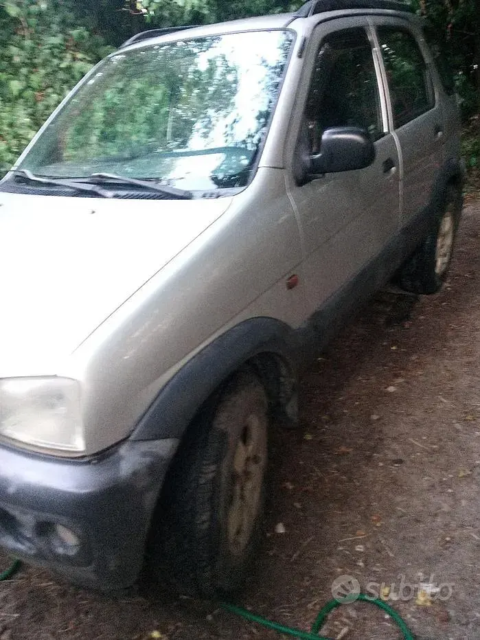 Usata Daihatsu Terios 86 CV (63 kW) 2003 Grigio SUV