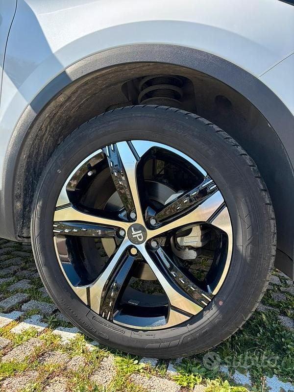 Usata DR DR 6.0 186 CV (136 kW) 2024 Bianco SUV