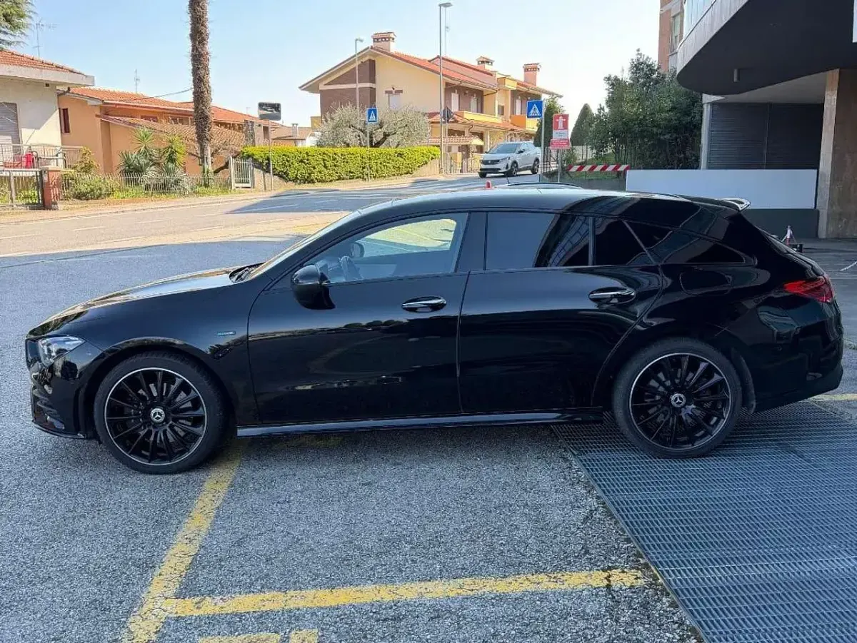 Usata Mercedes CLA250 Premium 160 CV (117 kW) 2020 Nero Coupé