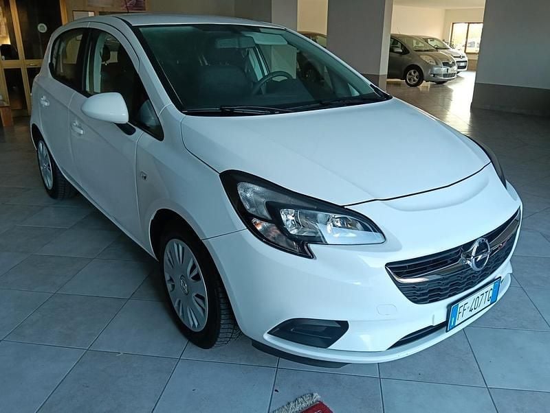 Usata Opel Corsa 95 CV (69 kW) 2016 Bianco Berlina