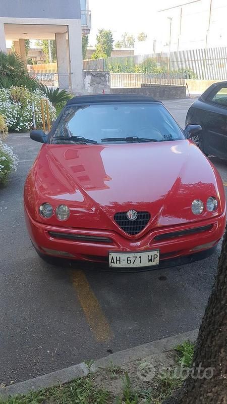 Rosso Usata 1995 Alfa Romeo GTV Coupé | 9500 € - Immagine 1/4