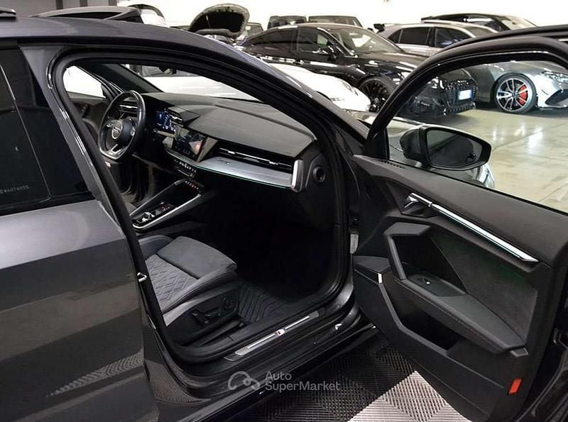Usata Audi S3 Ambiente 310 CV (228 kW) 2022 Grigio daytona Berlina