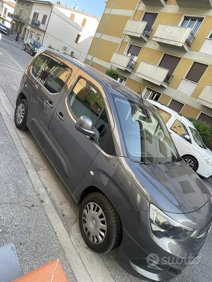 Usata Opel Combo 110 CV (80 kW) 2019 Monovolume