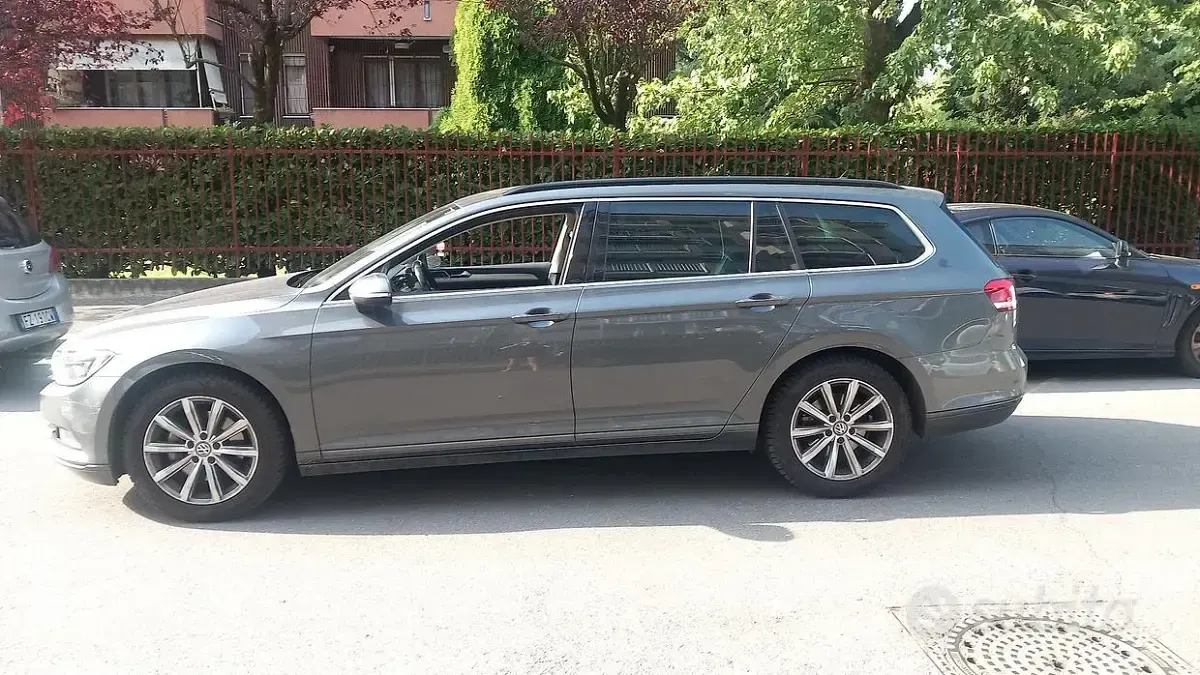 Usata VW Passat 150 CV (110 kW) 2017 Grigio Station wagon
