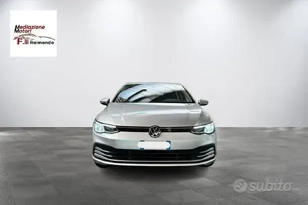 Usata VW Golf VII Life 116 CV (85 kW) 2021 Grigio Utilitaria
