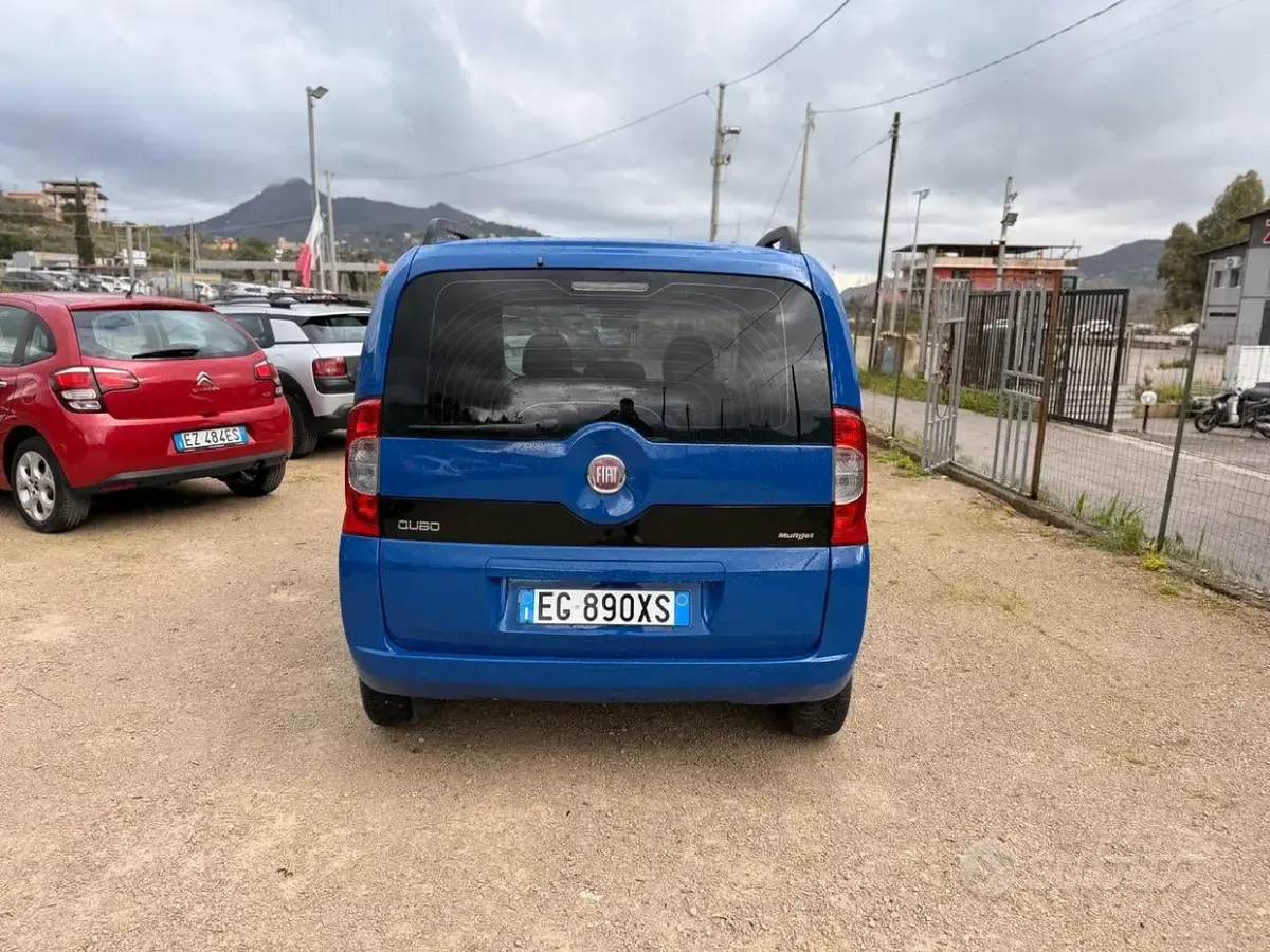 Usata Fiat Qubo Dynamic 75 CV (55 kW) 2011 Blu Monovolume