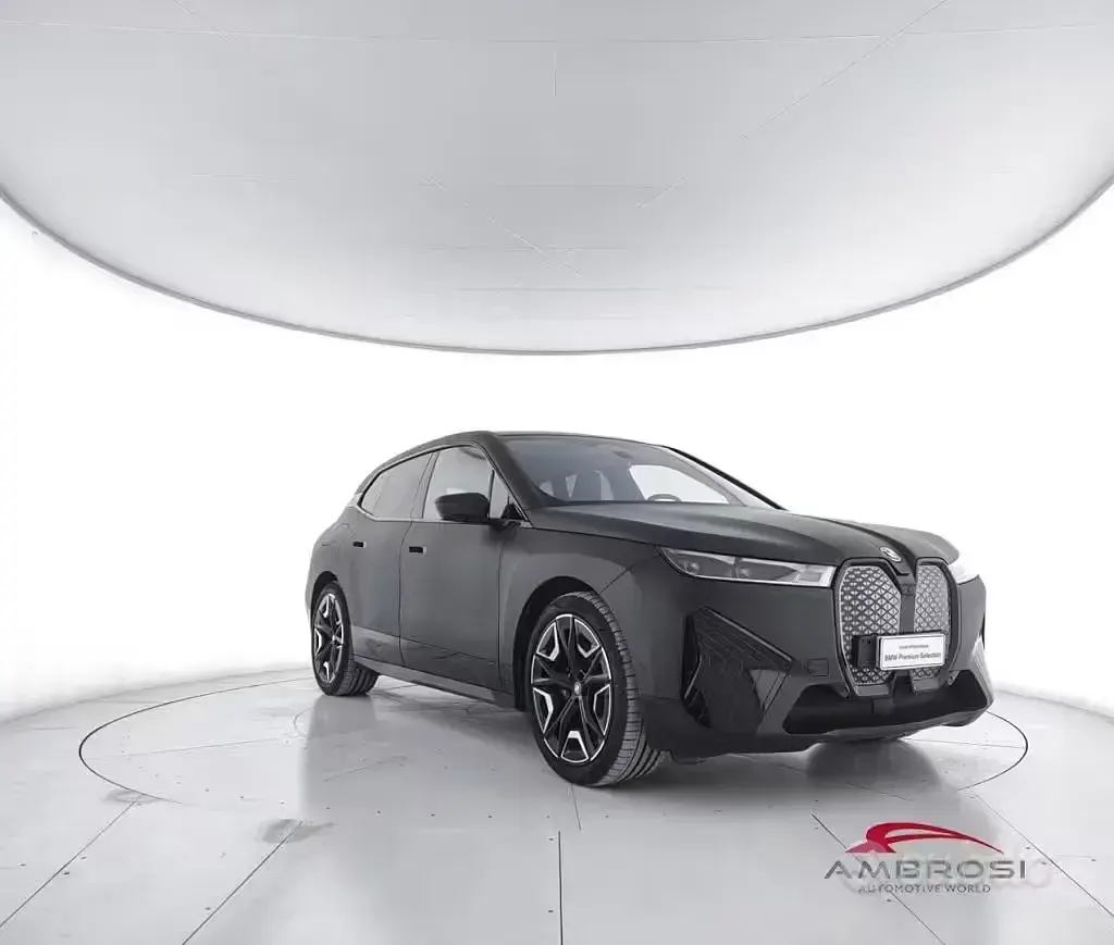 Usata BMW iX 102 kW (139 CV) 2025 Nero SUV