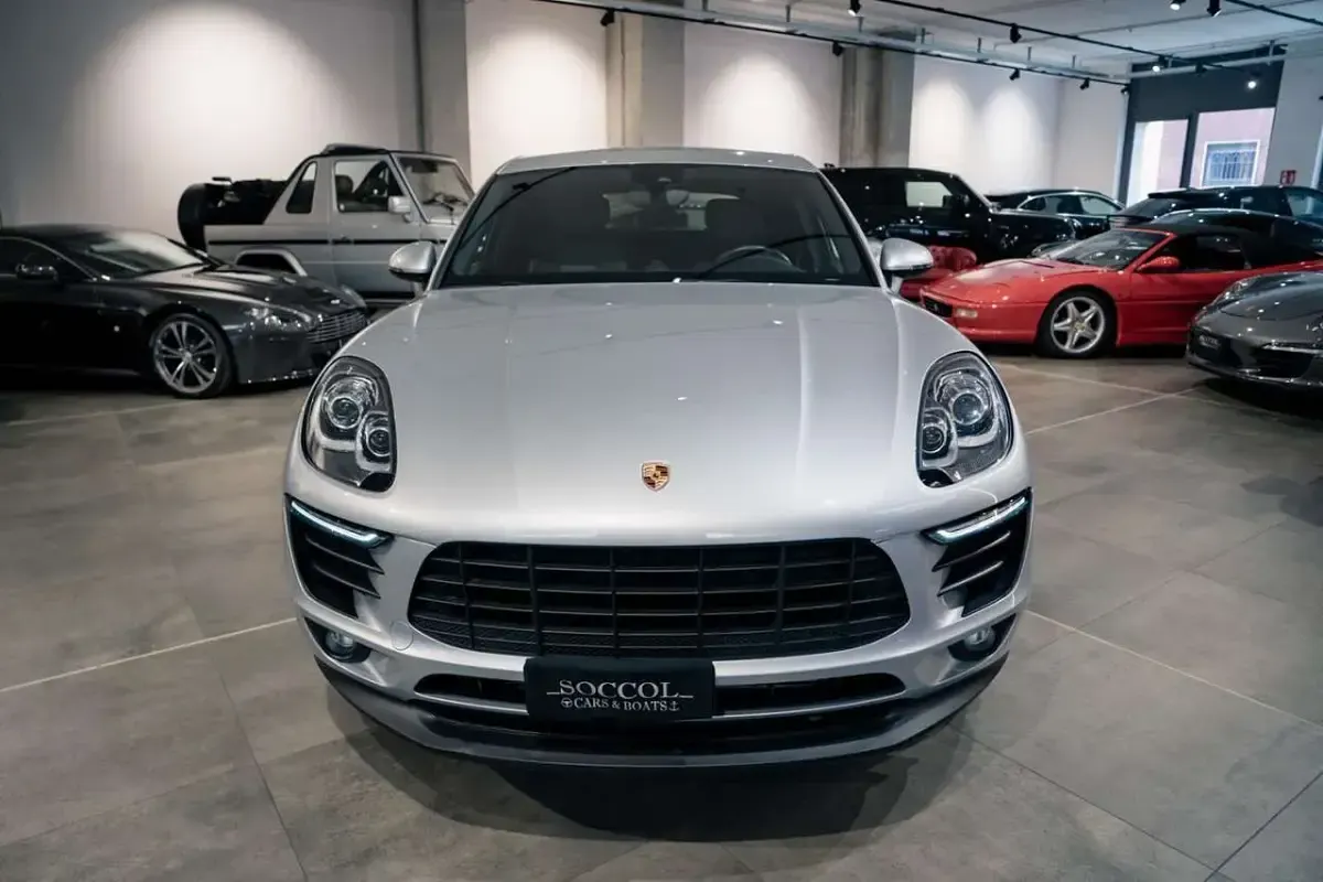 Usata Porsche Macan 252 CV (185 kW) 2018 Argento SUV