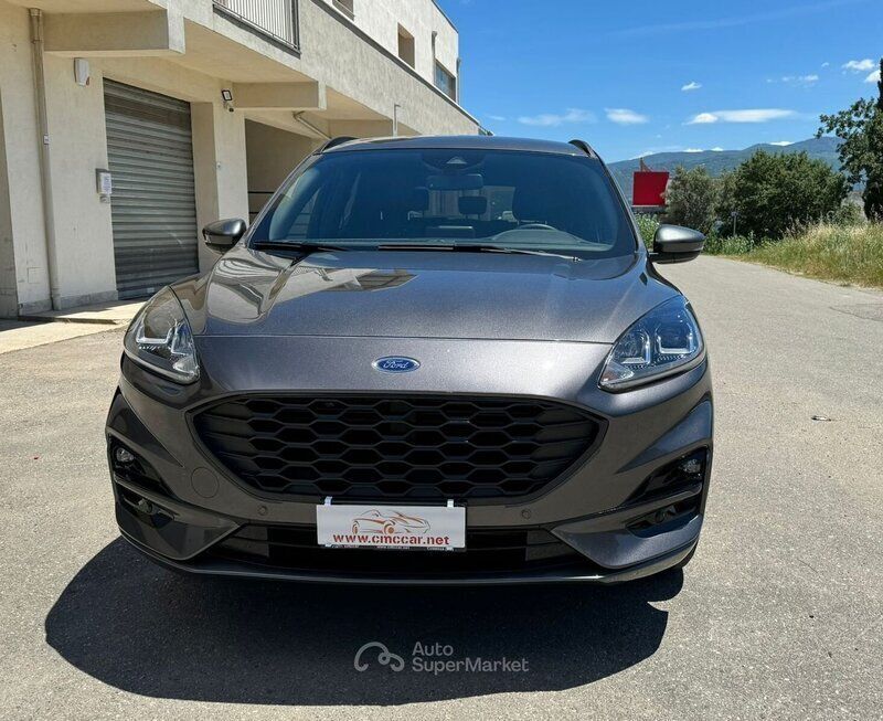 Usata Ford Kuga 120 CV (88 kW) 2022 SUV