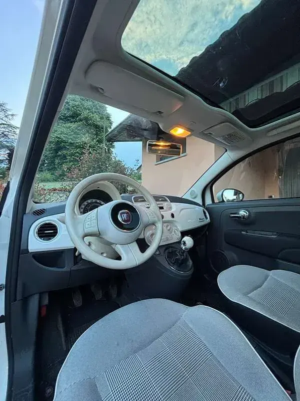 Usata Fiat 500 Lounge 69 CV (50 kW) 2014 Bianco Utilitaria
