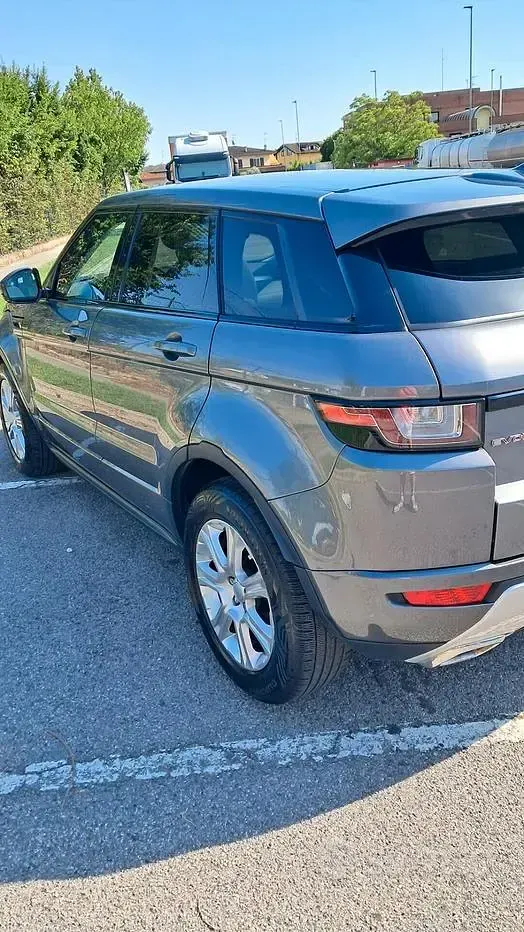 Usata Land Rover Range Rover evoque SE 150 CV (110 kW) 2016 Grigio Station wagon