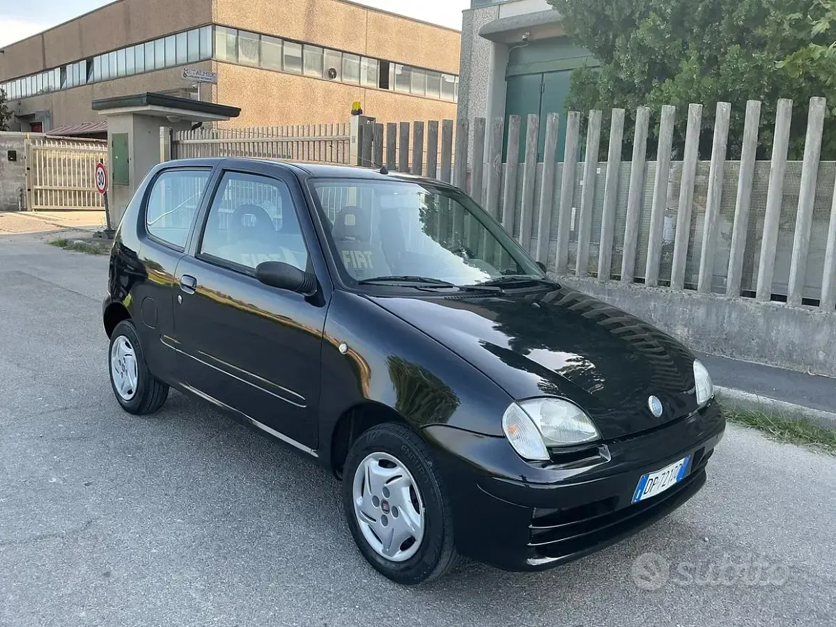 Usata Fiat 600 Active 54 CV (39 kW) 2008 Nero Utilitaria