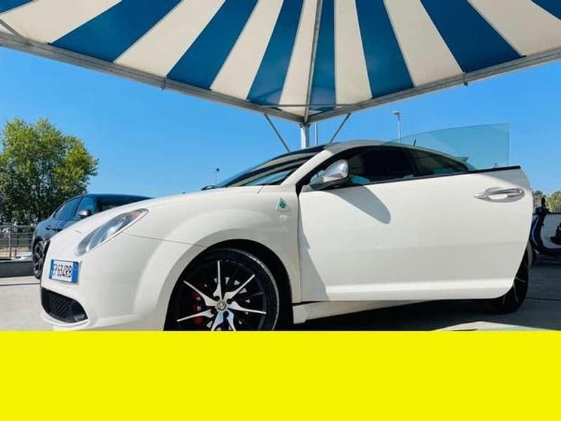 Usata Alfa Romeo MiTo Quadrifoglio Verde 170 CV (125 kW) 2013 Bianco Utilitaria