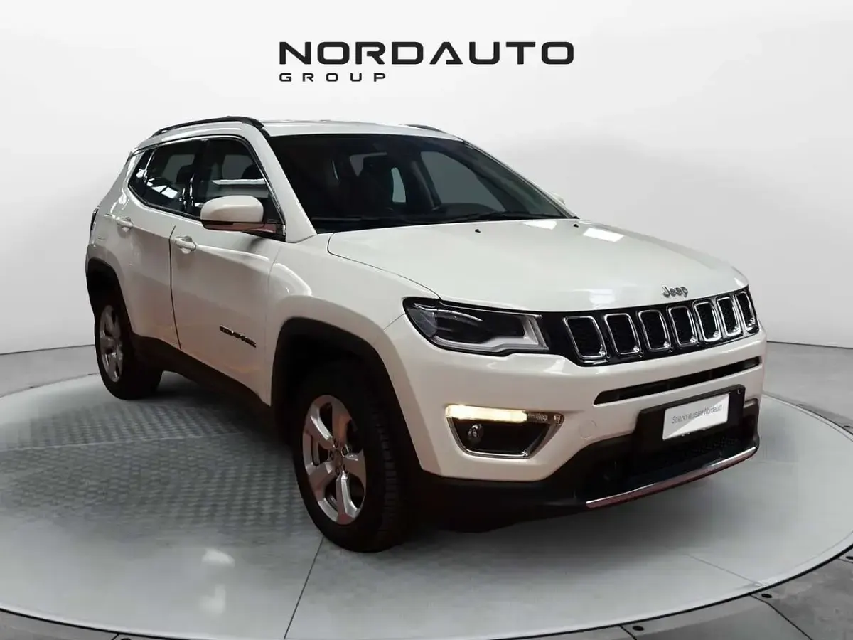 Usata Jeep Compass Opening Edition 140 CV (102 kW) 2017 Bianco SUV
