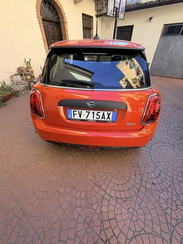 Usata Mini ONE 75 CV (55 kW) 2019 Utilitaria