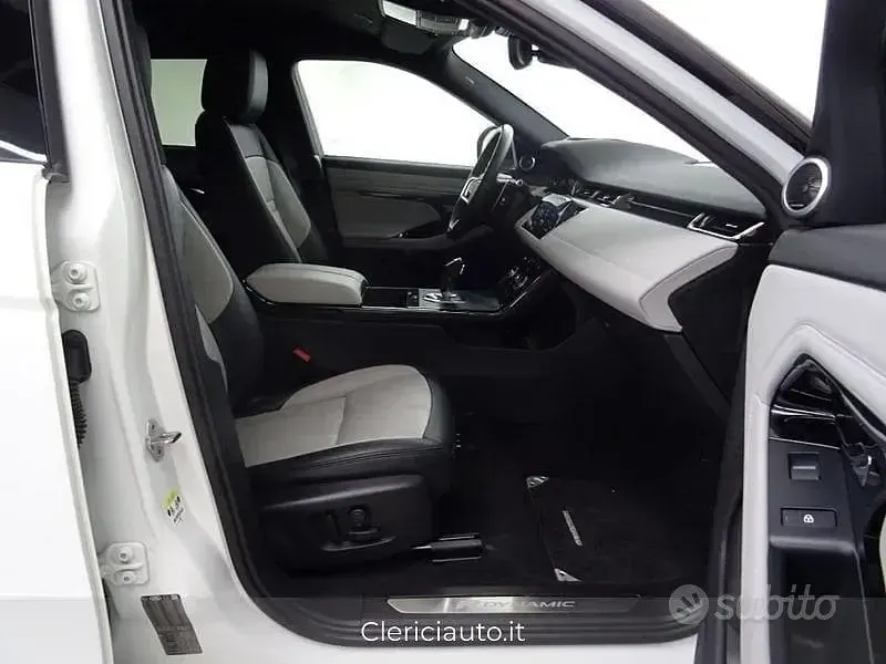 Usata Land Rover Range Rover evoque SE Dynamic 163 CV (119 kW) 2022 Fuji white SUV