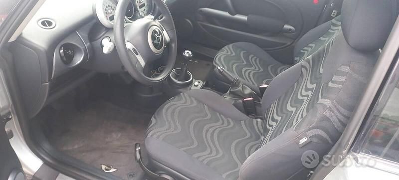 Usata Mini ONE 90 CV (66 kW) 2004 Utilitaria