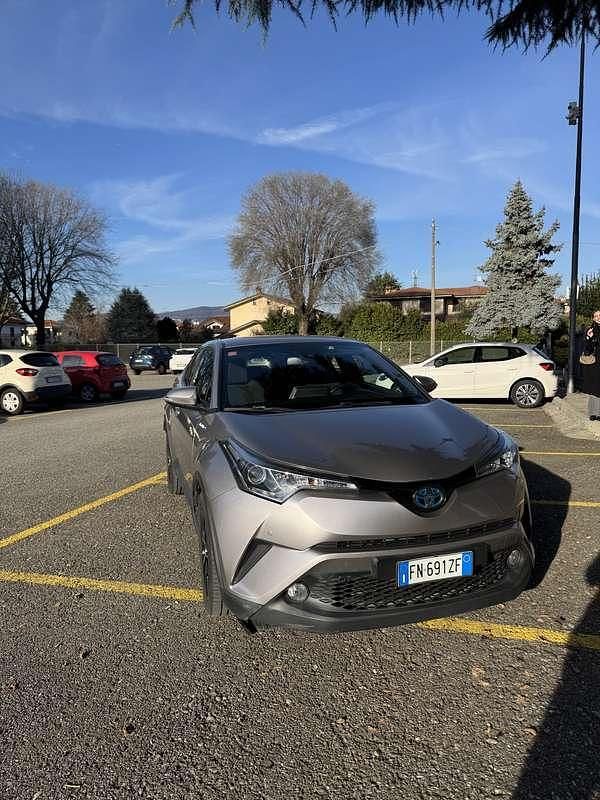 Usata Toyota C-HR Trend 98 CV (72 kW) 2018 SUV