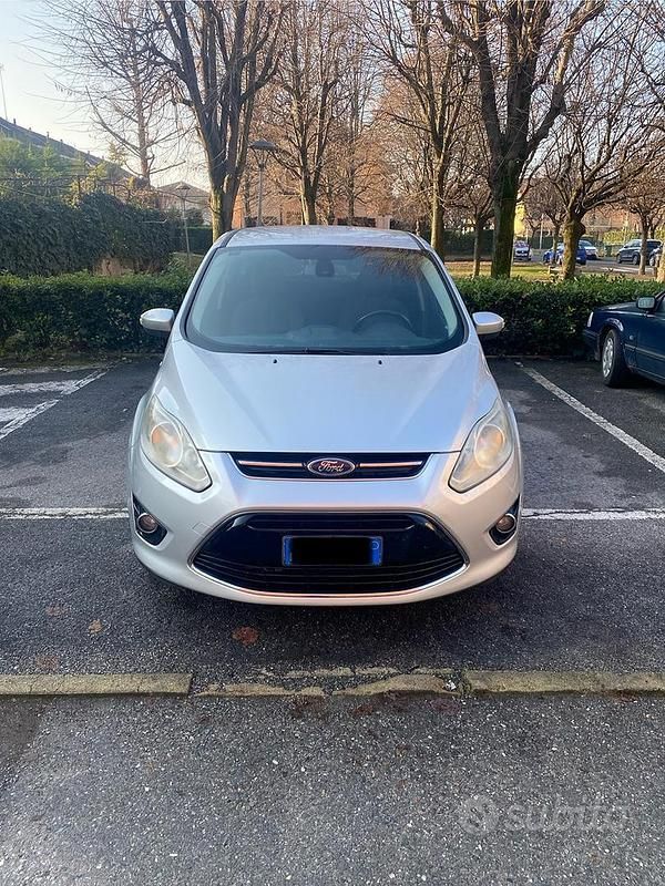 Begagnad Ford C-MAX 115 HK (84 kW) 2011 Minibuss