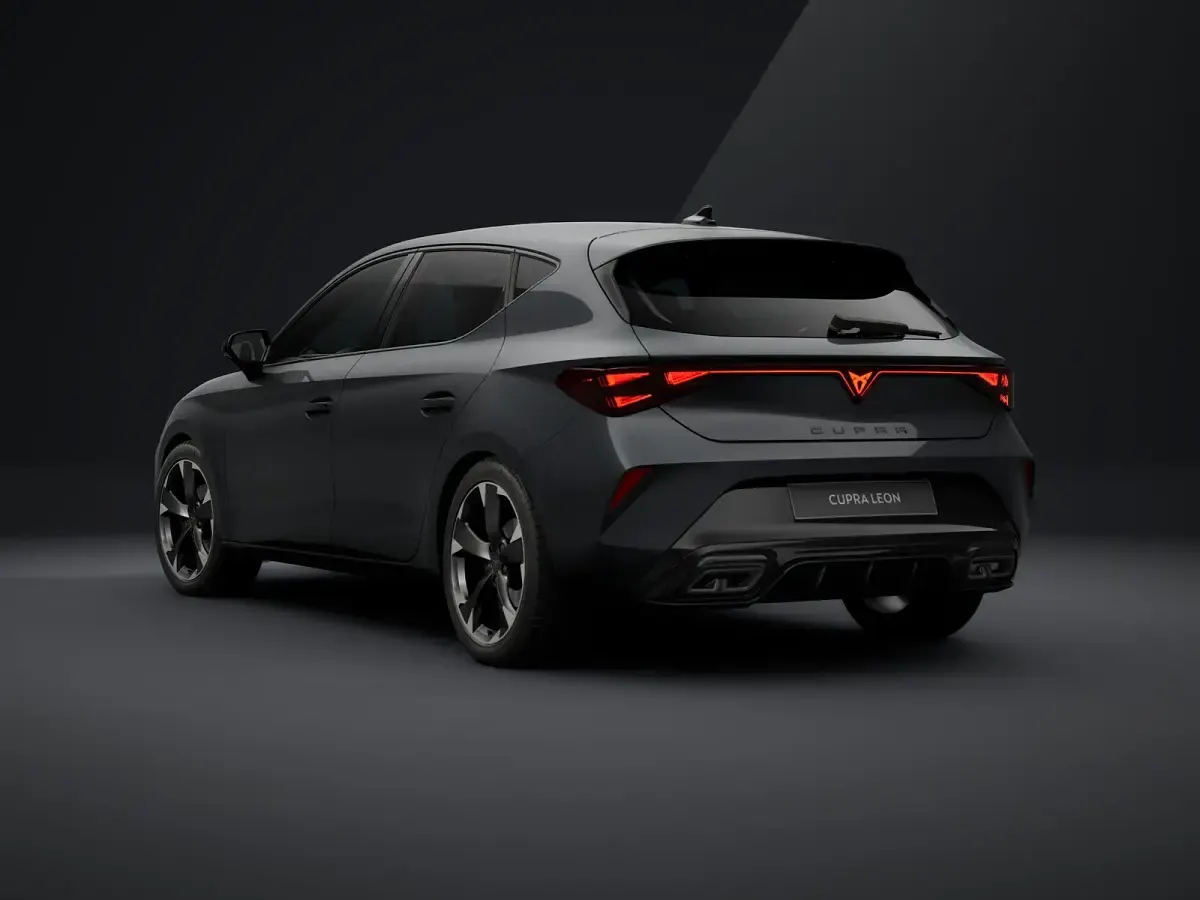 Nuova Cupra Leon 150 CV (110 kW) 2026 Magnetic tech Berlina