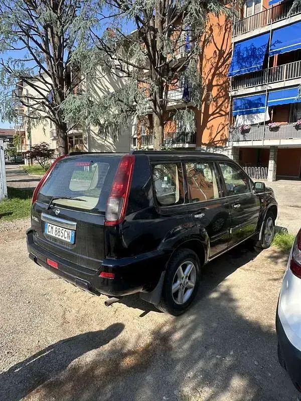 Usata Nissan X-Trail 114 CV (83 kW) 2003 Nero SUV