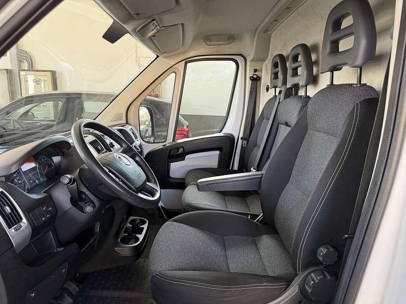 Usata Fiat Ducato 131 CV (96 kW) 2019 Bianco Furgone