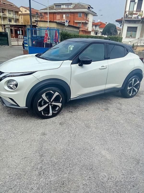 Bianco Usata 2020 Nissan Juke SUV | 13.700 € (Ottimo prezzo) - Immagine 1/4