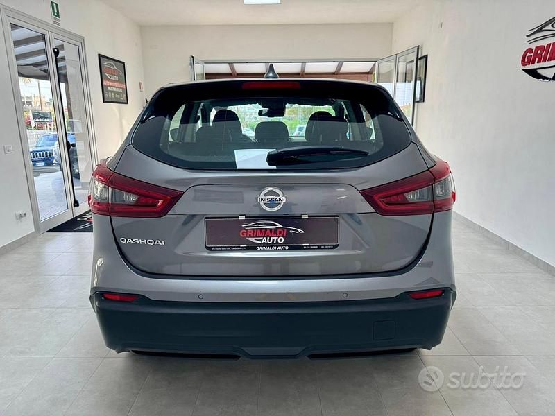 Usata Nissan Qashqai 116 CV (85 kW) 2020 Grigio SUV