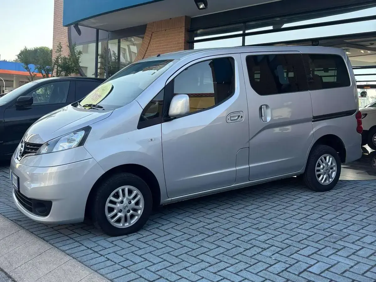Usata Nissan Evalia N-TEC 110 CV (80 kW) 2015 Argento Monovolume
