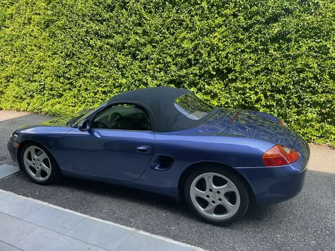 Usata Porsche Boxster 220 CV (161 kW) 2000 Blu/azzurro Cabrio