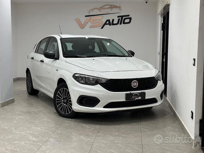 Usata Fiat Tipo Sport 95 CV (69 kW) 2019 Bianco Berlina