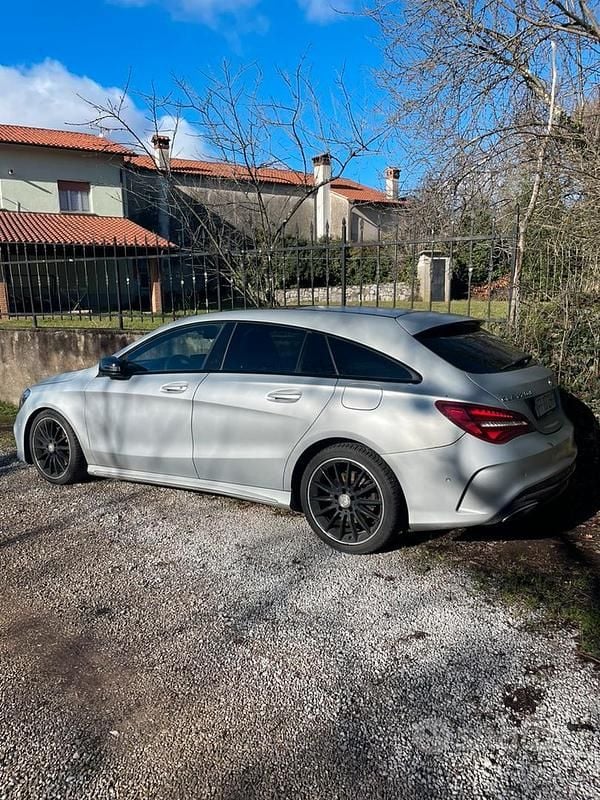 Usata Mercedes CLA220 2016 Grigio Berlina